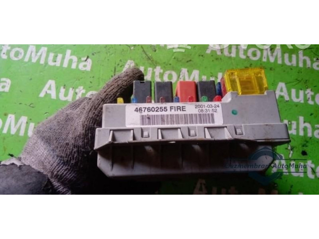   Pojistková skříňka 46760255.   Fiat Punto (176) 1994