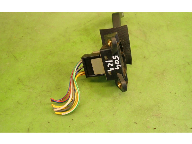 Ручка стеклоочистителей 1363015   Volvo 940