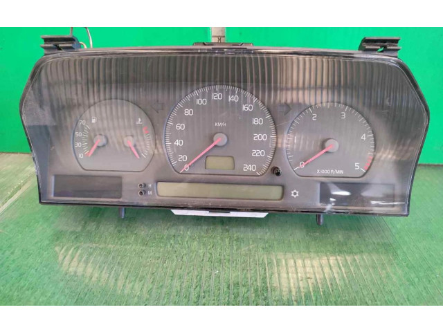 Панель приборов 9168386 Volvo V70