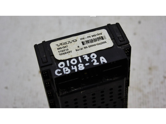 Ящик предохранителей (комплект) 8651547, 8651548   Volvo V70      