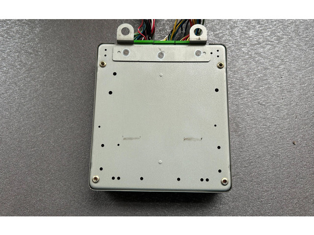 Блок управления двигателем Блок управления MD339961 Mitsubishi Pajero