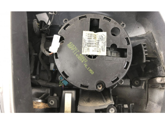 Зеркало электрическое Mercedes-Benz ML W164 2005 - 2011 года