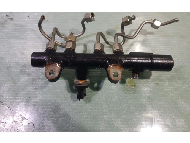 Топливная рампа H8201157327   Renault Clio IV  