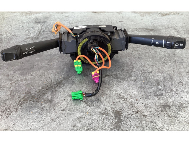 Ручка стеклоочистителей 30658614, D3M0173A Volvo XC90