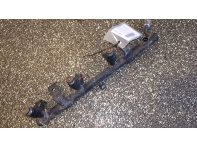 Vstřikovač 0280155784   Chrysler Voyager  pro benzínový motor 2.4  