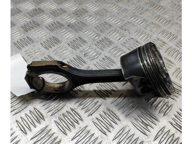 Píst AFR25232   Mercedes-Benz GLE (W166 - C292)  pro benzínový motor 3.0 M 276.821 