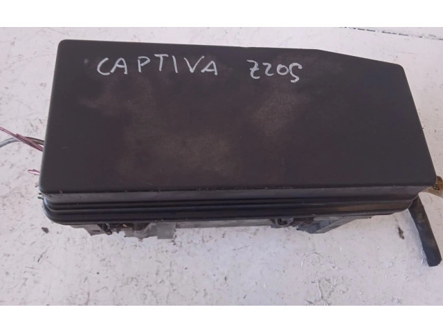 Блок предохранителей Z20S Chevrolet Captiva