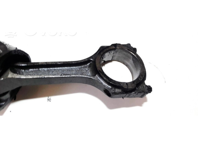 Píst 24655b   Ford Mondeo Mk III  pro naftový motor 2.0  