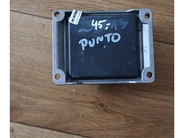 Řídící jednotka 1039S02301, 1039S02301   Fiat Punto (199) 2012