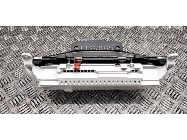 Панель приборов 31453039 Volvo V70