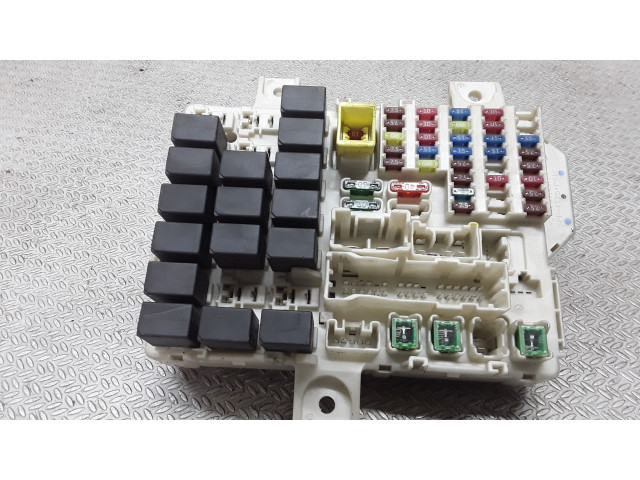 Блок предохранителей  8637A171   Mitsubishi Colt    