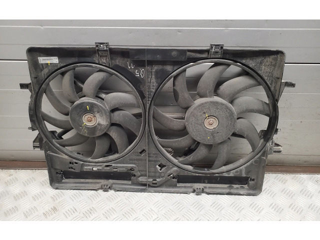 Вентилятор радиатора     8K0121003L    Audi Q5 SQ5 