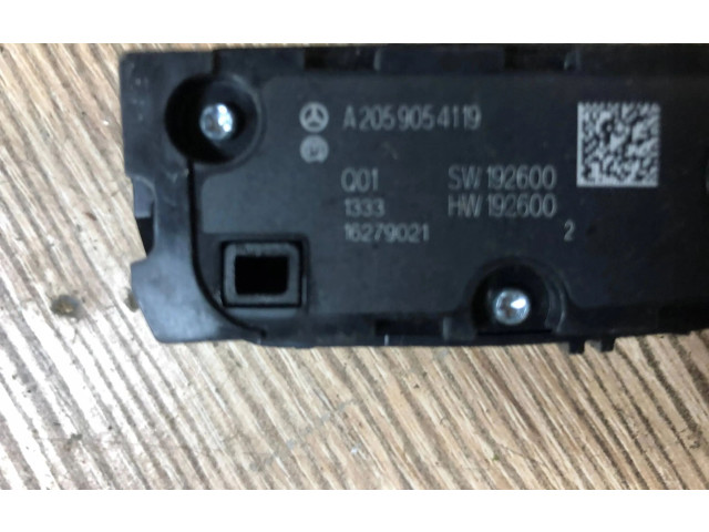 Řídící jednotka A2059054119   Mercedes-Benz C W205 2017