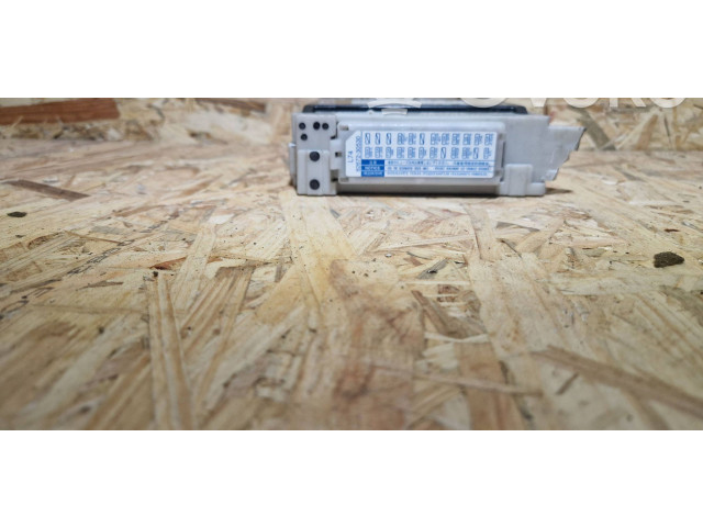   Pojistková skříňka 8273030M10, 8922130410   Lexus GS 250 350 300H 450H 2017