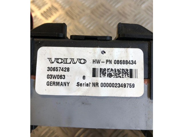 Блок предохранителей 30657428, 03W063 Volvo XC90