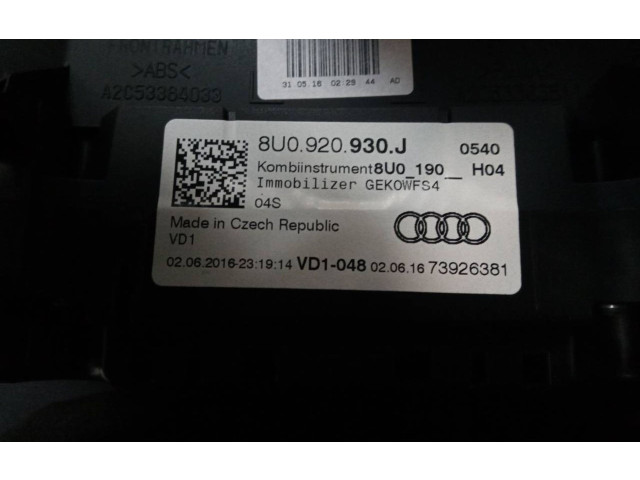 Панель приборов 8U0920930J, E2-A1-37-3 Audi Q3 8U