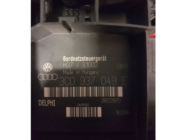 Блок предохранителей 3C0937049E, 28022870 Skoda Octavia Mk2 (1Z)