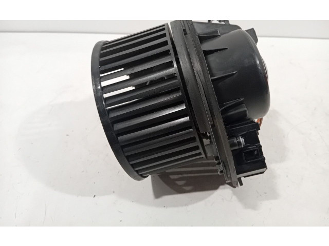 Вентилятор печки       Skoda Yeti (5L)