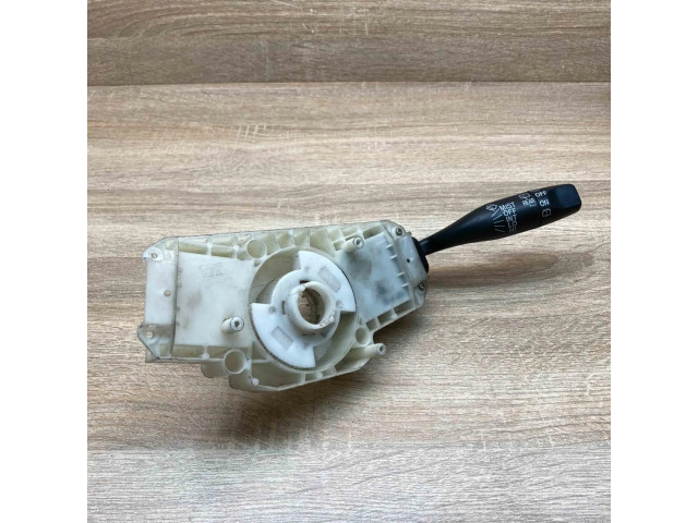 Ручка стеклоочистителей M18727, M18624   Honda HR-V