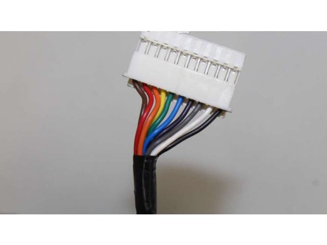 Ручка стеклоочистителей 31264169   Volvo V70