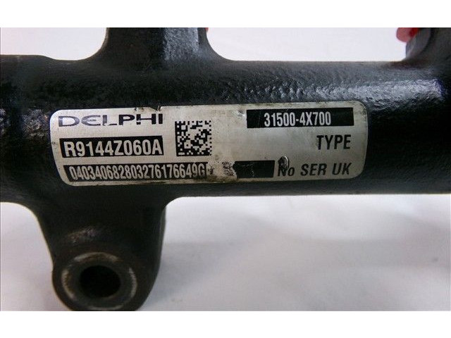 Vstřikovací lišta R9144Z060A   KIA Carnival    J3 