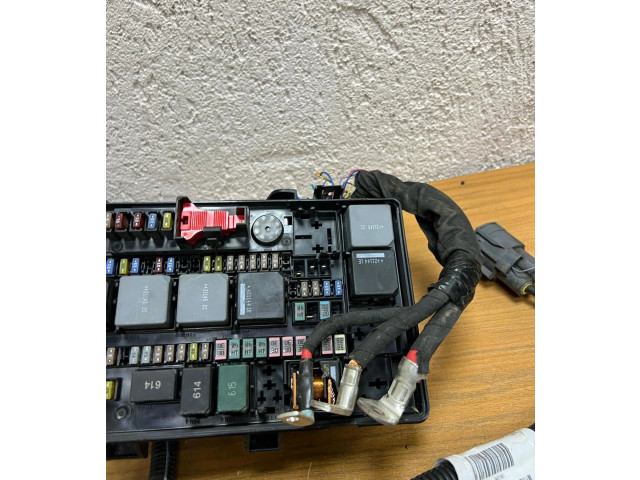 Блок предохранителей  8888752265, 31473880   Volvo XC40    