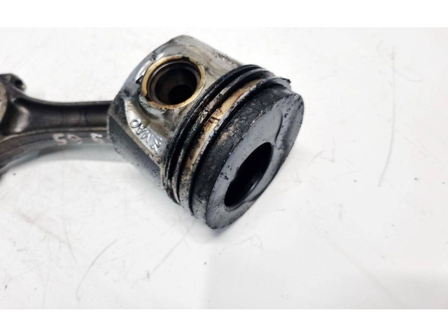  Поршень с шатуном    Volkswagen Golf Plus  