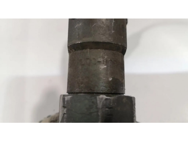 Форсунка LCR6735401D, LDC009R01A Volvo S40, V40 для дизельного двигателя 1.9