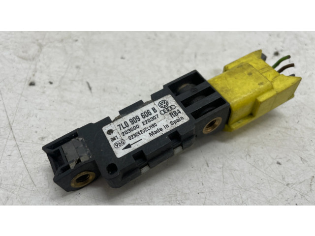 Датчик удара надувных подушек