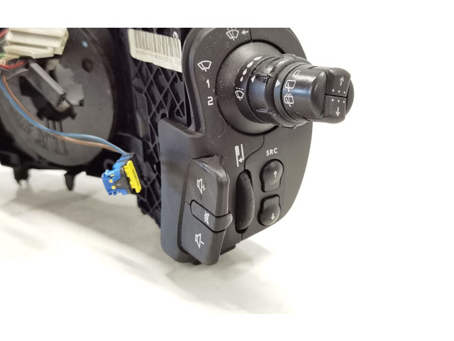 Ручка стеклоочистителей 8200127727, 61880051S Renault Scenic II - Grand scenic II