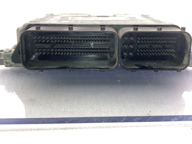 Блок управления двигателя 1039S21388, A6421509878   Mercedes-Benz ML W164