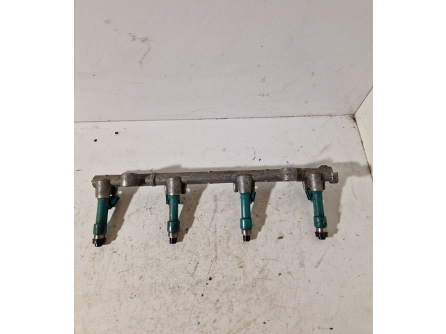 Vstřikovač 7J9FW Toyota RAV 4 (XA30)