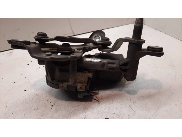 Двигатель стеклоочистителей