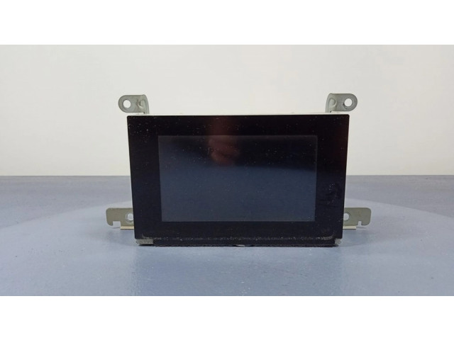 Радио/ проигрыватель CD/DVD / навигация