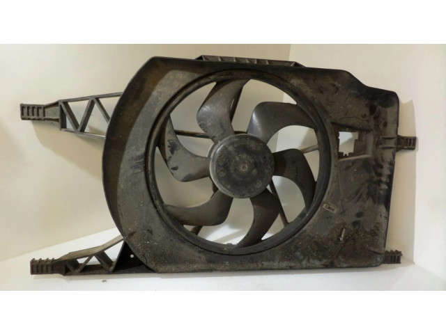 Вентилятор радиатора     8200025636    Hyundai Sonata 3.0