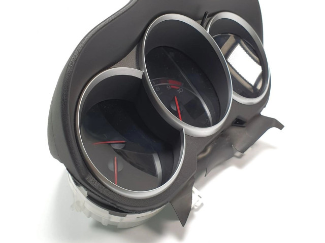 Панель приборов FRFE19B   Mazda RX8       