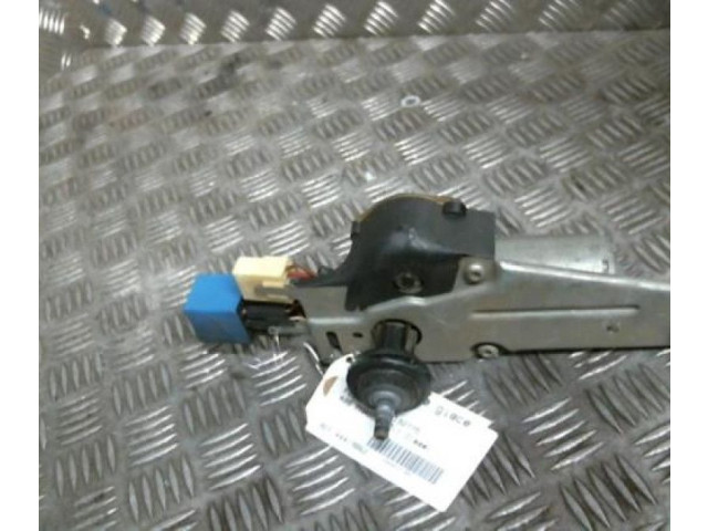 Моторчик заднего дворника 6405C1 Peugeot 406