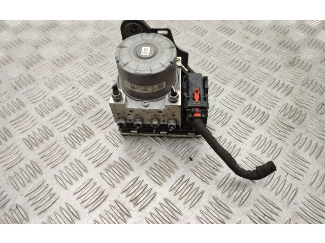 Блок АБС 5Q0614517AM Skoda Octavia Mk3 (5E) 2013 - 2019 года