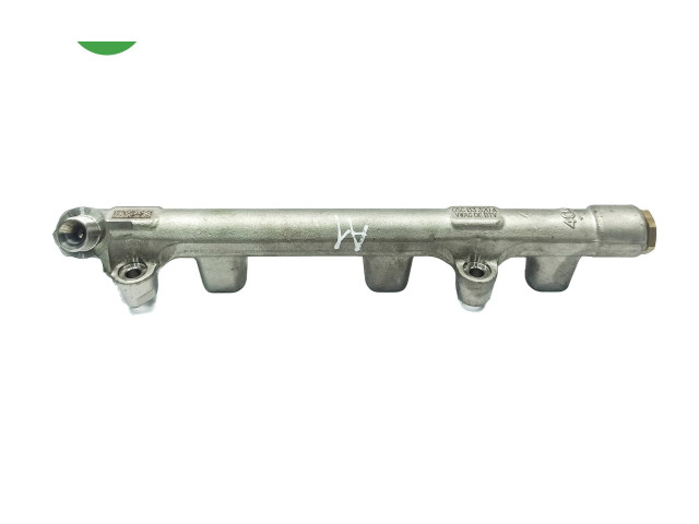 Топливная рампа 05C133320A, VWAGDEBTV   Audi A1   для двигателя CAGA