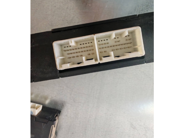 Блок управления 31711AM041, 30919AA830   Subaru Forester SH