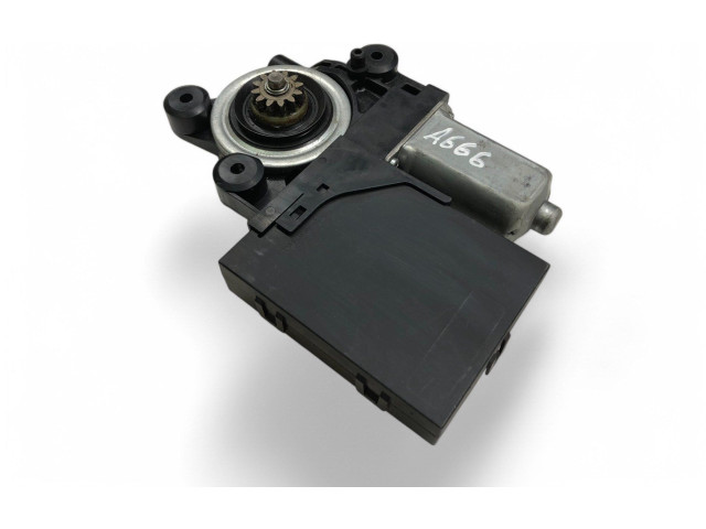 Шатун  979037100    Volvo C30  