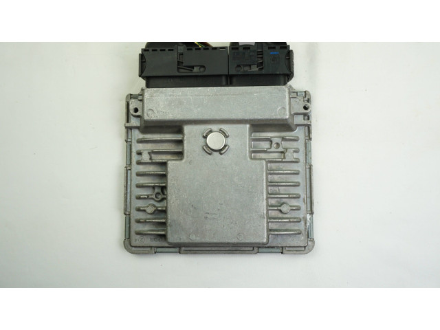 Блок управления двигателя 03F906070HK, 5WP44826 Skoda Fabia Mk2 (5J)