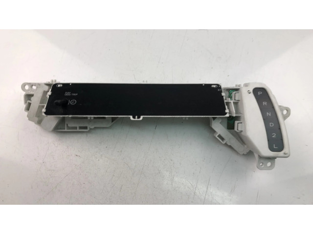 Дисплей    8395028082   Toyota Previa (XR50) III