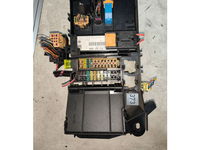 Блок предохранителей  4F0971845   Audi A6 S6 C6 4F    