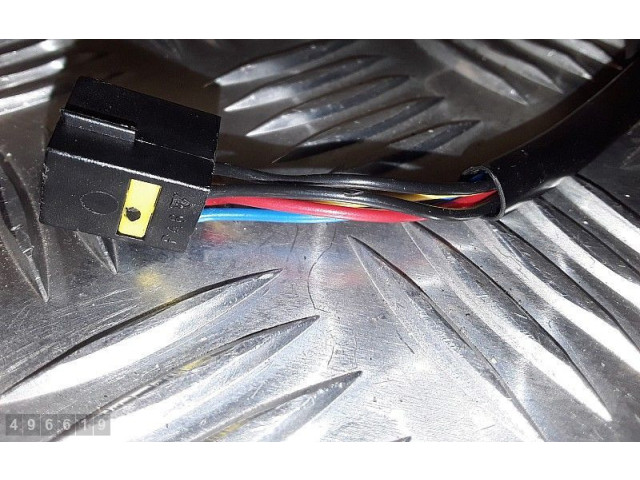 Зеркало электрическое        Opel Meriva B  2010 - 2016 года   