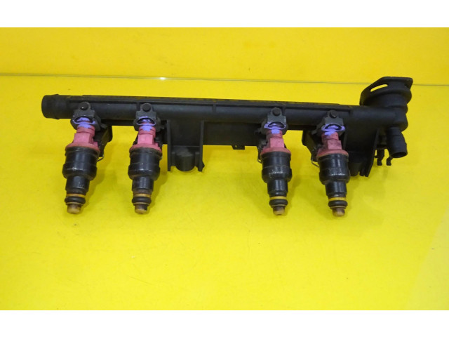 Топливная рампа 7700109066, 7700108667   Renault Clio II  