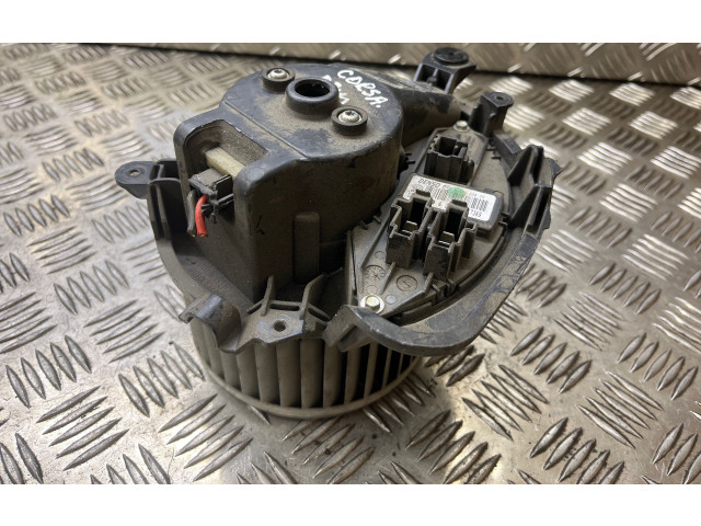 Вентилятор печки    43000800   Opel Corsa D