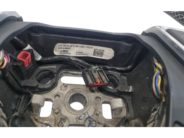 Руль Chevrolet Camaro - года 23379943, 812454049