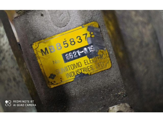 Zpětné zrcátko Mitsubishi Sigma 2014