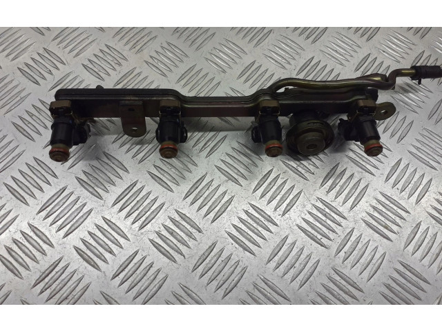 Топливная рампа    Honda Civic  